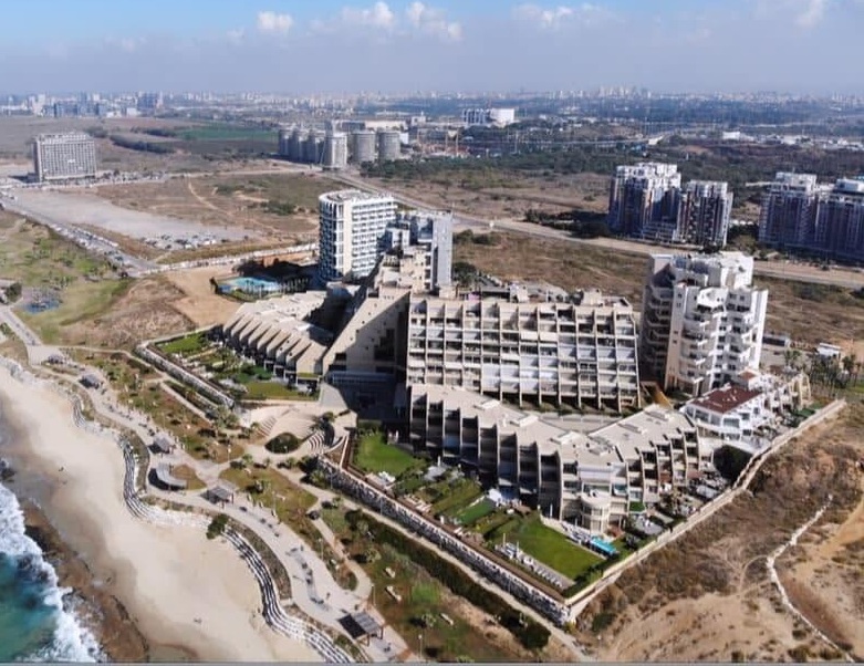 An event venue near Glilot, Ramat Aviv and Tzuk Beach